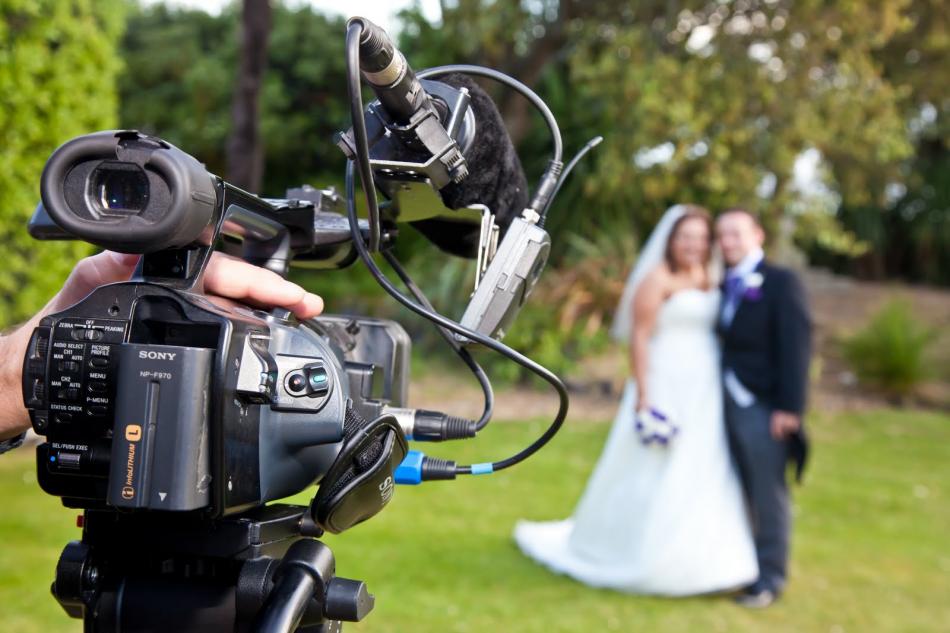 Видеооператор видеограф праздников свадьбы